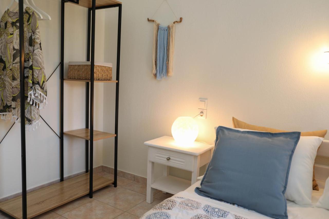 Appartement Tramontana House1 à Kalivia  Extérieur photo